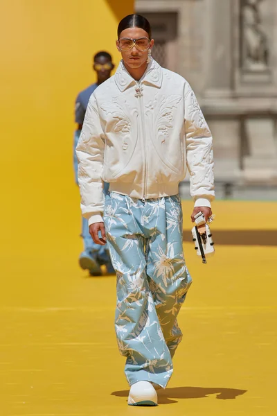 Look 59